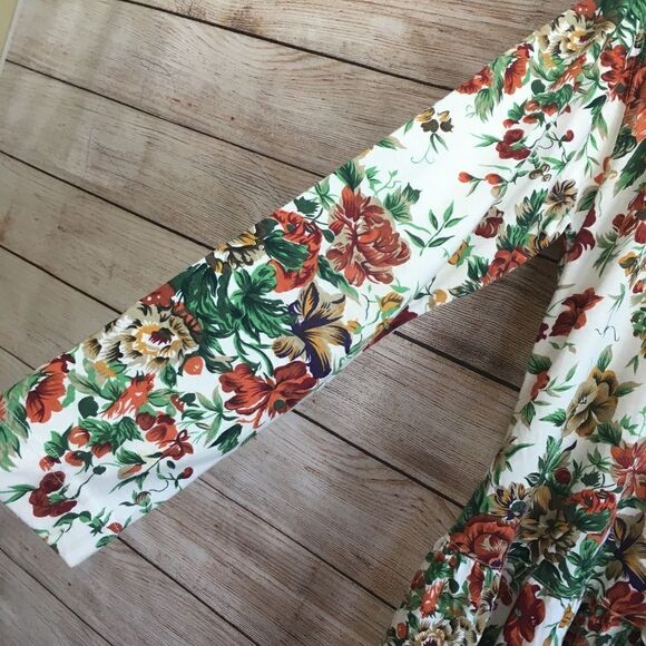 VINTAGE FADS COTTON KNIT FLORAL MAXI DRESS IN CREAM - Picture 5 of 7